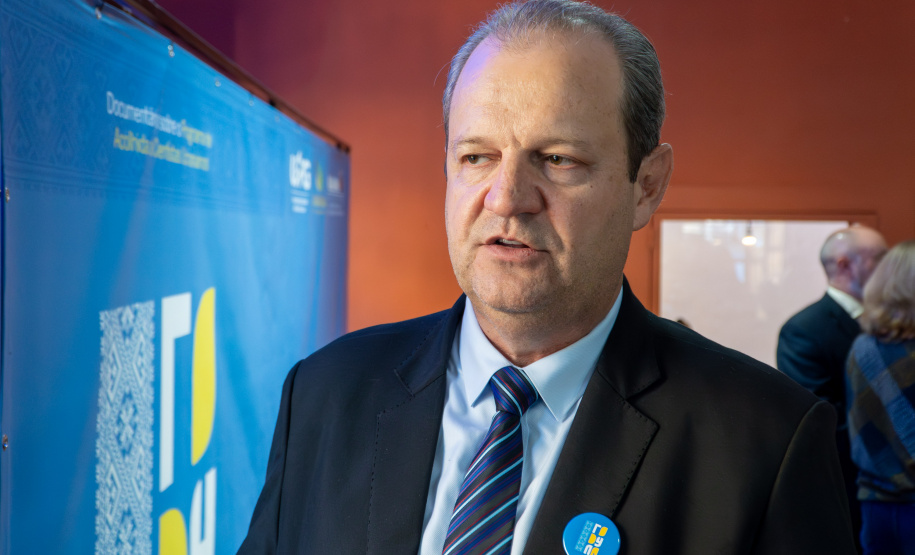 "Rodyna": documentário mostra trajetória de cientistas ucranianos acolhidos no Paraná