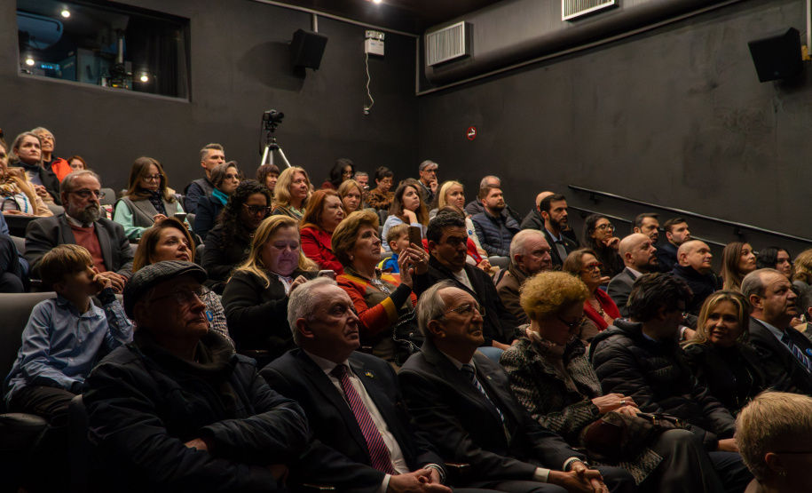 "Rodyna": documentário mostra trajetória de cientistas ucranianos acolhidos no Paraná