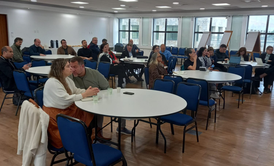 Paraná discute ações para tornar as cidades mais inteligentes e humanas por meio da CT&I