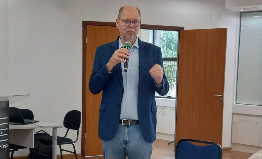 Paraná discute ações para tornar as cidades mais inteligentes e humanas por meio da CT&I