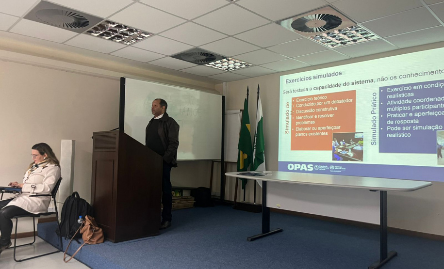 Paraná realiza simulado da Opas para fortalecer rede de laboratórios de saúde pública