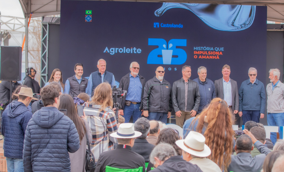 UEPG apresenta Escola de Queijo e outros projetos na Agroleite em Castro