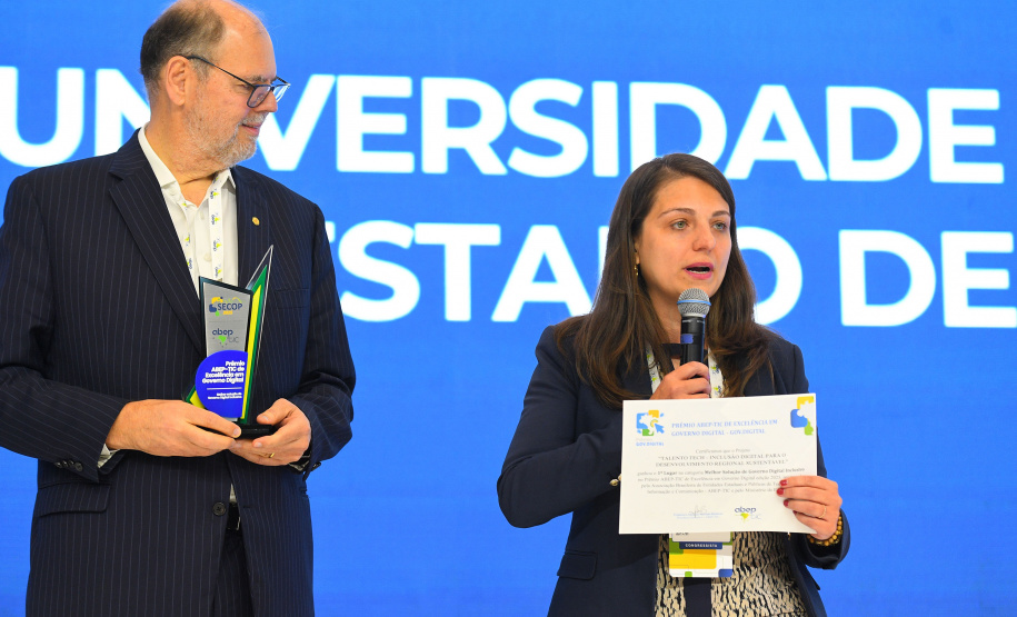 Paraná conquista prêmios nacionais de tecnologia