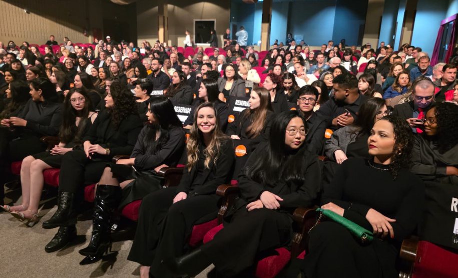 108 residentes técnicos concluem atividades práticas em gestão da saúde pública