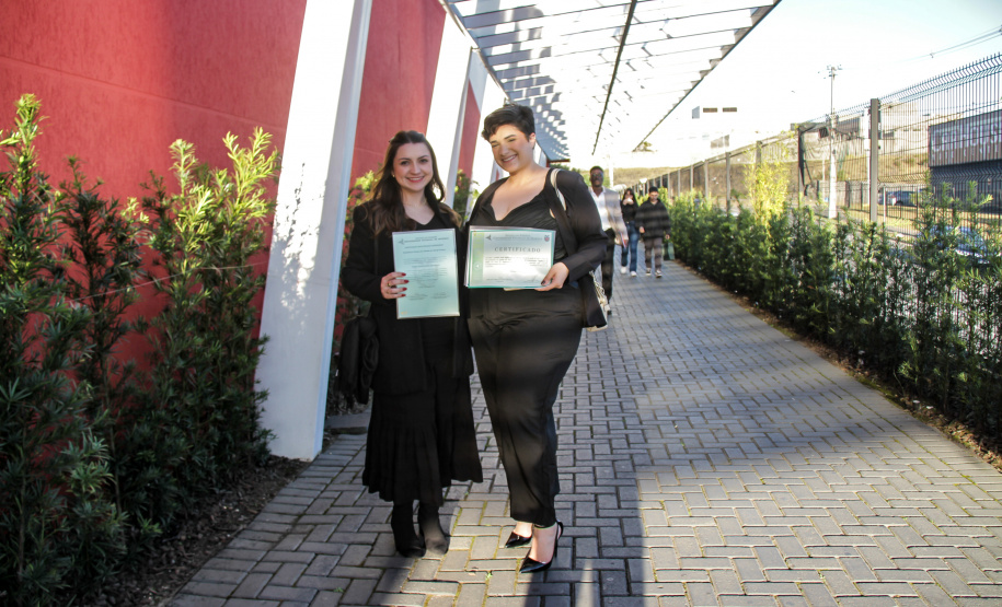 108 residentes técnicos concluem atividades práticas em gestão da saúde pública