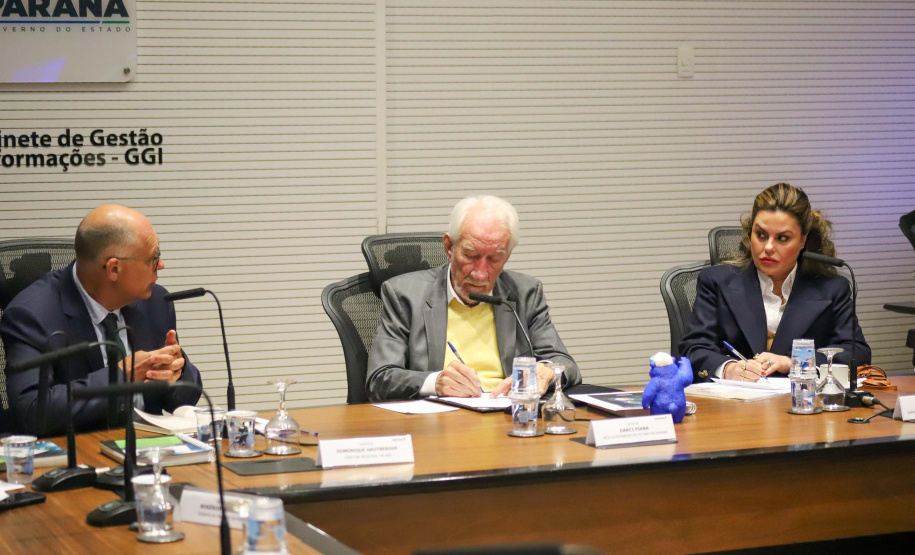 Piana destaca diferenciais do Paraná para a Agência Francesa de Desenvolvimento