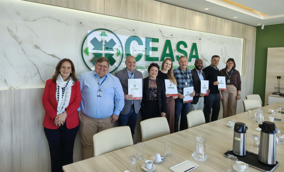 Parceria entre Ceasa Paraná e Fundação Araucária modernizará mercados atacadistas