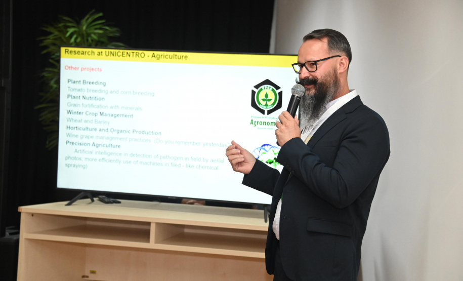 Missão da Nova Zelândia visita universidades estaduais do Paraná em busca de parcerias