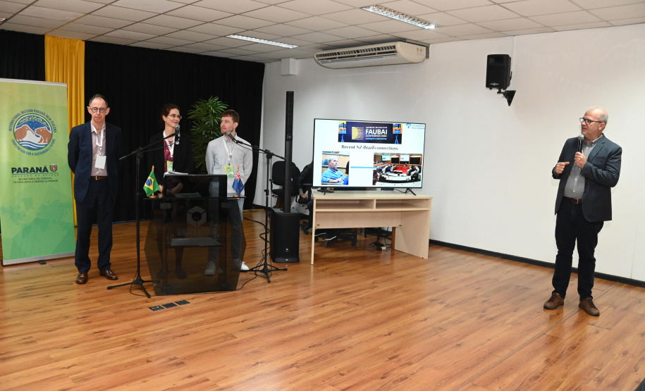 Missão da Nova Zelândia visita universidades estaduais do Paraná em busca de parcerias