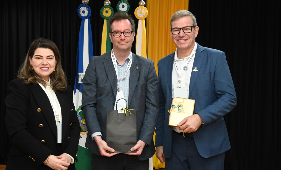 Missão da Nova Zelândia visita universidades estaduais do Paraná em busca de parcerias