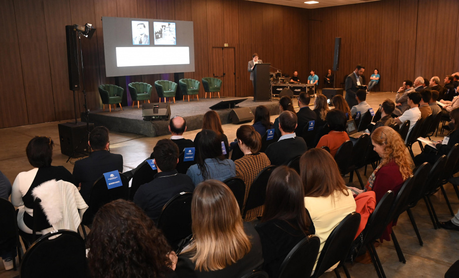 Simpósio de Medicina reforça protagonismo de Guarapuava na área genômica
