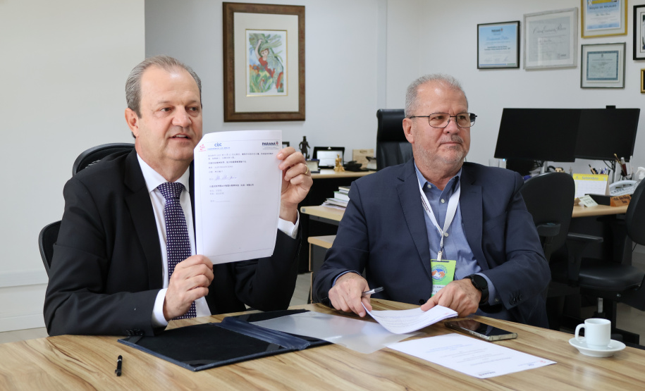 Governo firma parceria internacional para ofertar cursos de qualificação em 19 áreas