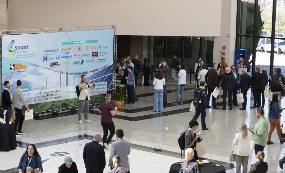 Paraná recebe conferência sobre desafios do setor energético e cenários do mercado