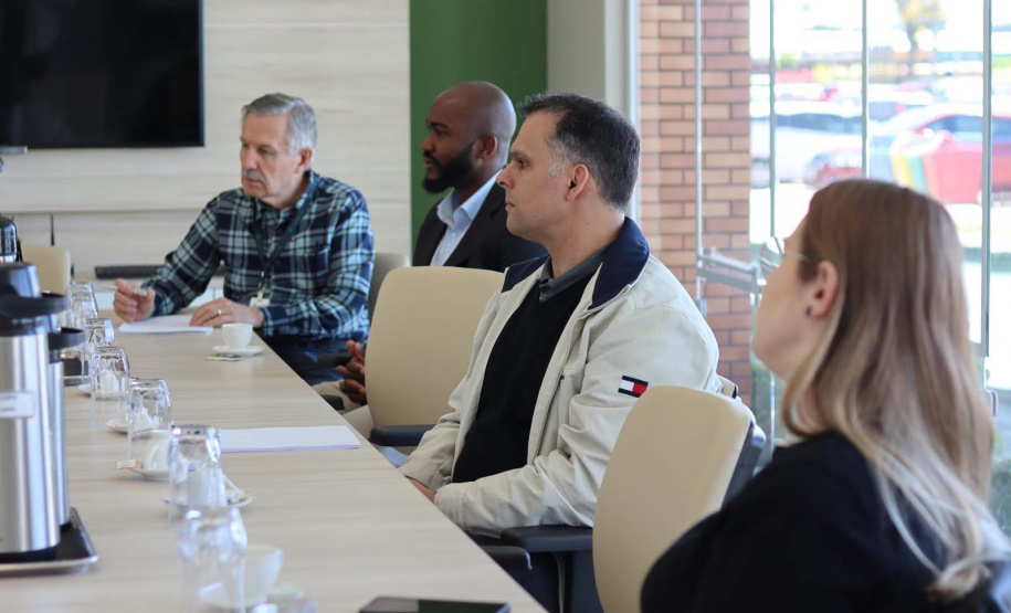 Parceria entre Ceasa Paraná e Fundação Araucária modernizará mercados atacadistas