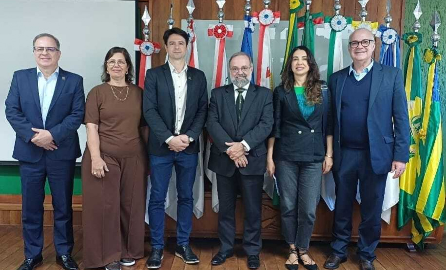 Paraná firma parceria com Ministério da Defesa para operação do Projeto Rondon
