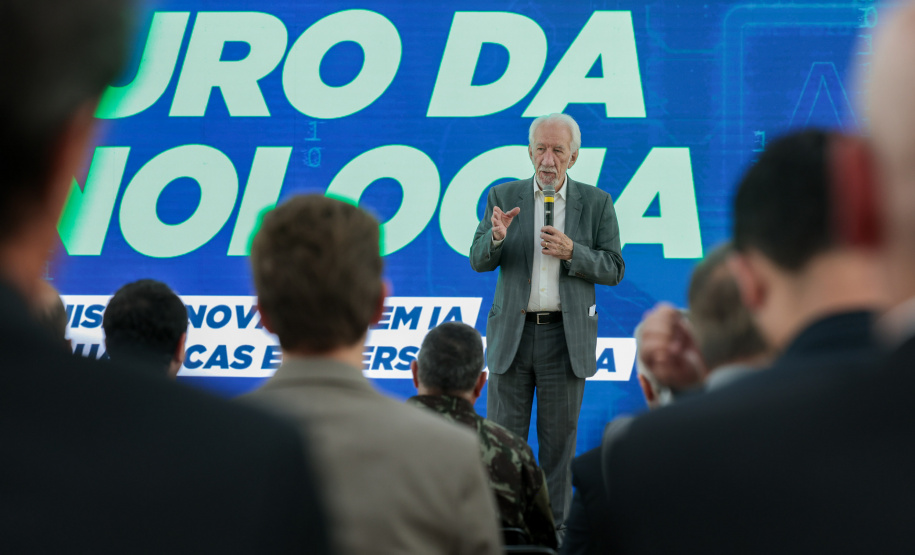 Paraná firma parceria com Exército para desenvolvimento de pesquisas em IA e cibersegurança