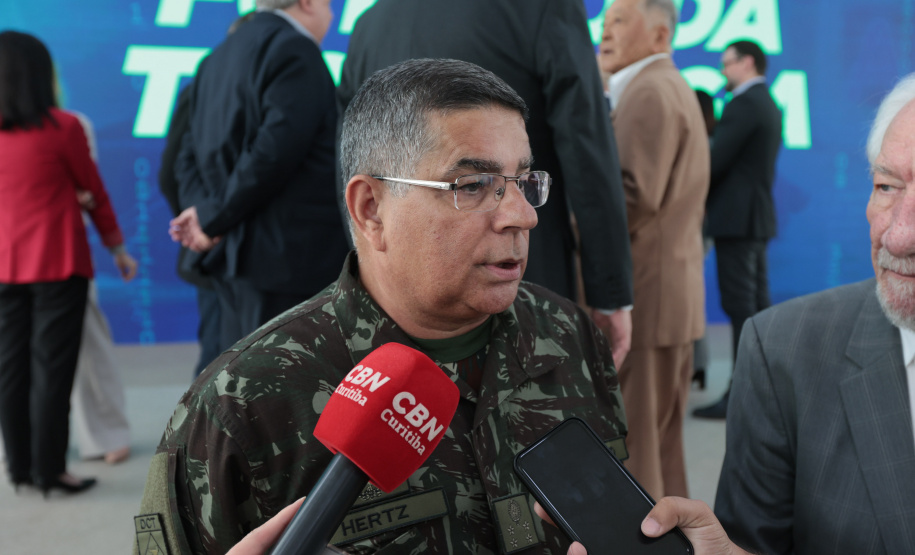 Paraná firma parceria com Exército para desenvolvimento de pesquisas em IA e cibersegurança