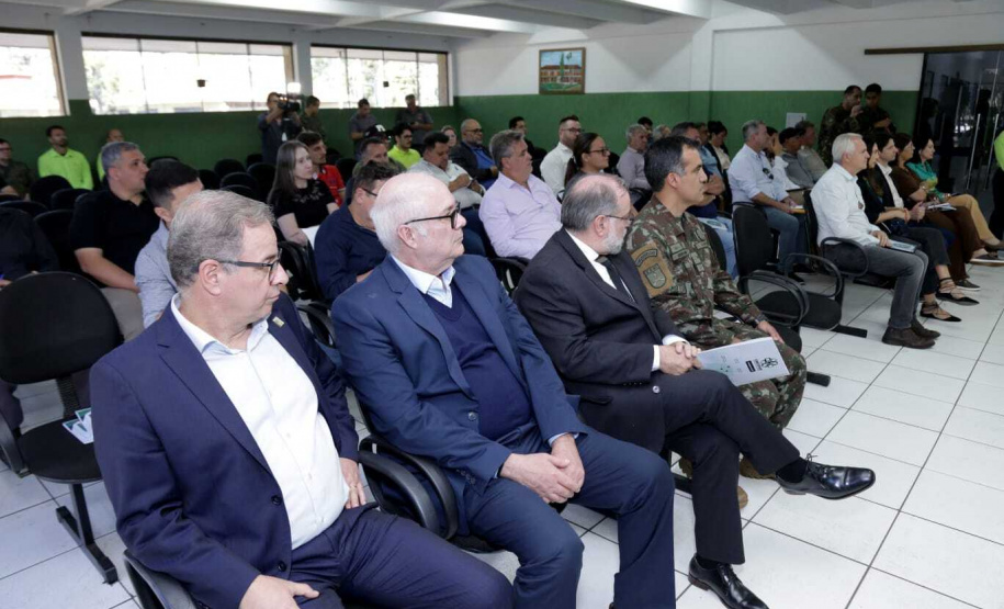 Paraná firma parceria com Ministério da Defesa para operação do Projeto Rondon