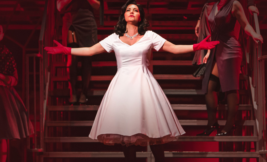 Queen, Hilda Furacão, Fagner e cinema no MON são destaques da programação cultural