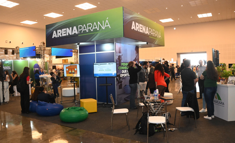 Estado amplia divulgação da produção científica no Paraná Faz Ciência, em Guarapuava