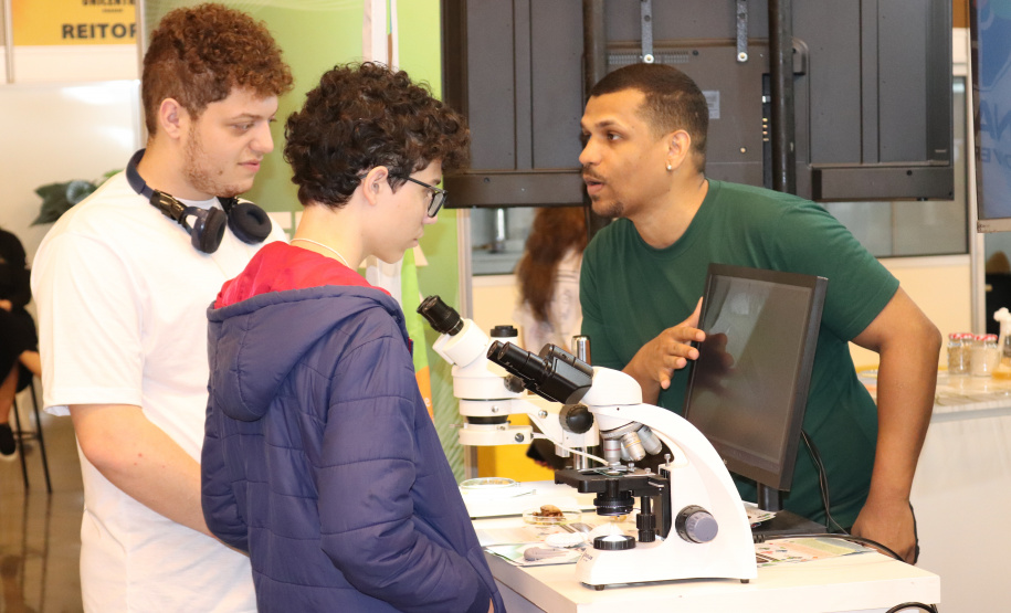 Estado amplia divulgação da produção científica no Paraná Faz Ciência, em Guarapuava