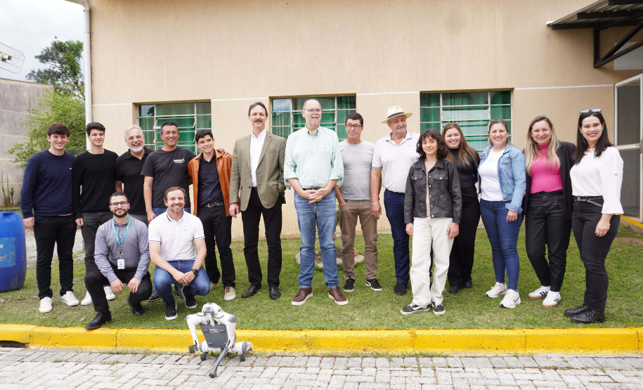 Estado entrega as soluções propostas por alunos do Talento Tech para o “Desafio Morretes”