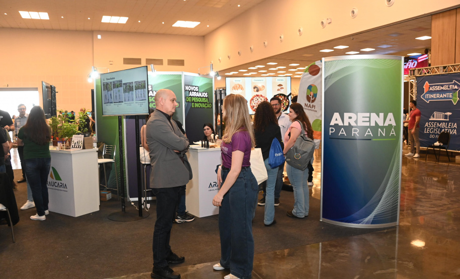 Estado amplia divulgação da produção científica no Paraná Faz Ciência, em Guarapuava