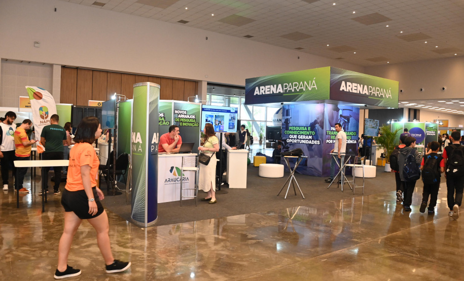 Estado amplia divulgação da produção científica no Paraná Faz Ciência, em Guarapuava