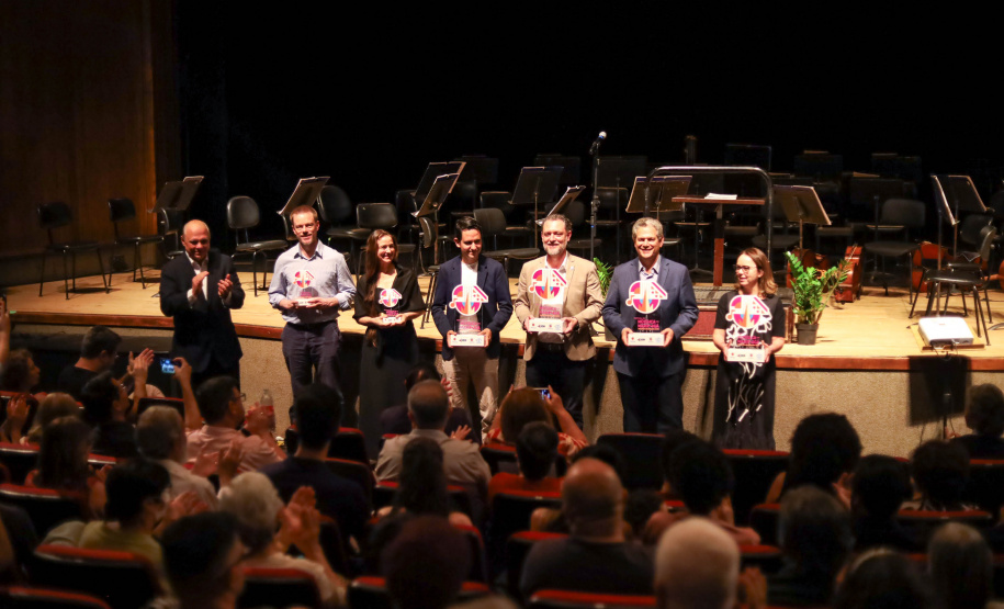 Orquestra Sinfônica do Paraná abre o Festival de Música de Maringá e encanta o público
