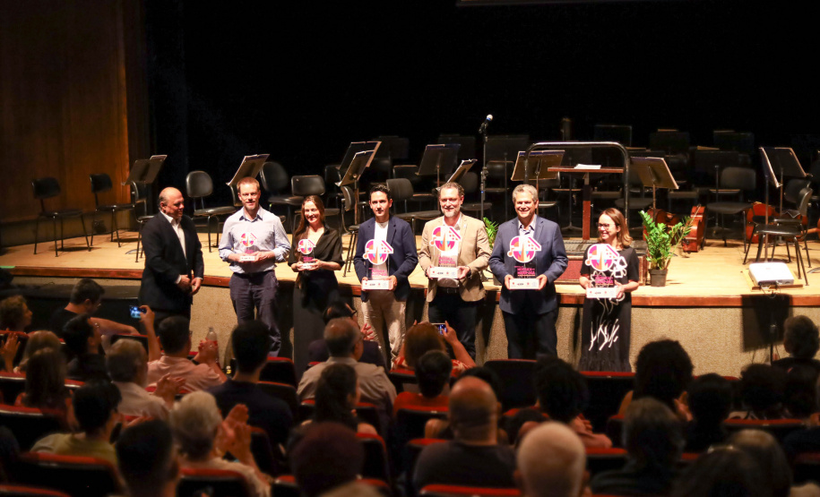 Orquestra Sinfônica do Paraná abre o Festival de Música de Maringá e encanta o público