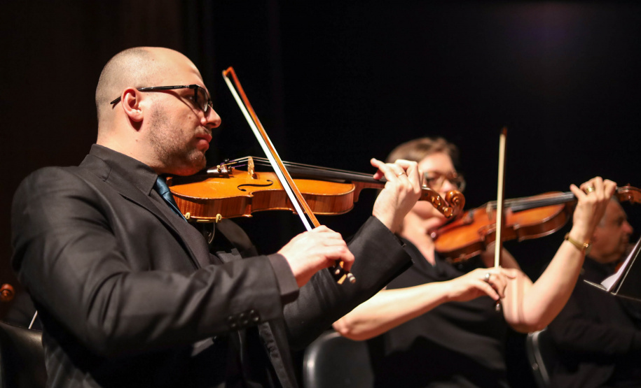 Orquestra Sinfônica do Paraná abre o Festival de Música de Maringá e encanta o público