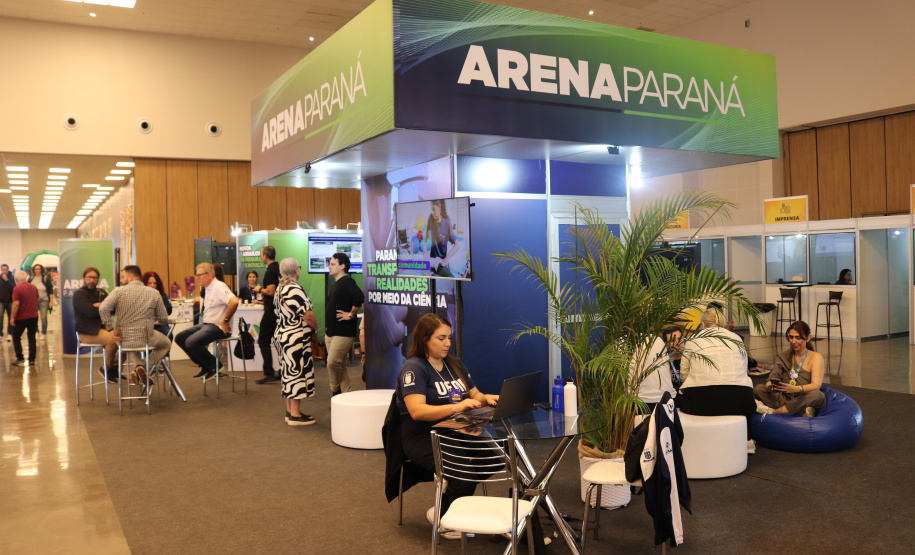 Estado amplia divulgação da produção científica no Paraná Faz Ciência, em Guarapuava