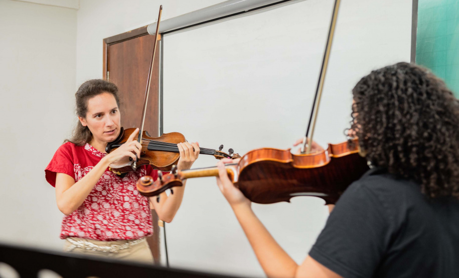 Solistas da Orquestra da Ópera de Paris ministram masterclasses na Embap