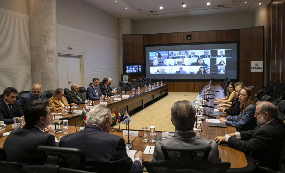 Com foco na integração regional, Paraná é reconduzido à presidência da Zicosul