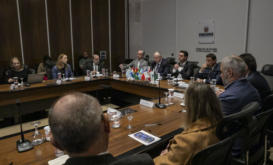 Com foco na integração regional, Paraná é reconduzido à presidência da Zicosul