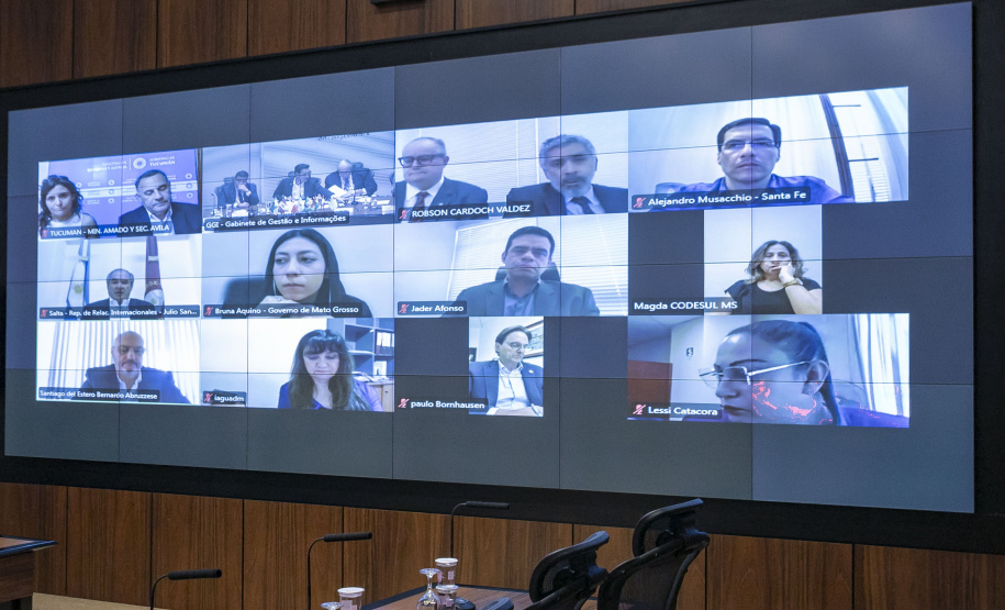 Com foco na integração regional, Paraná é reconduzido à presidência da Zicosul