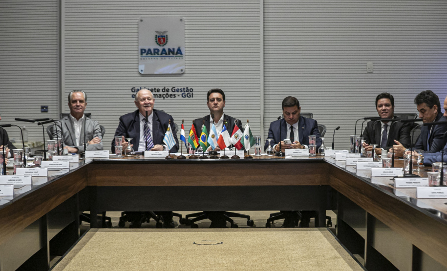 Com foco na integração regional, Paraná é reconduzido à presidência da Zicosul