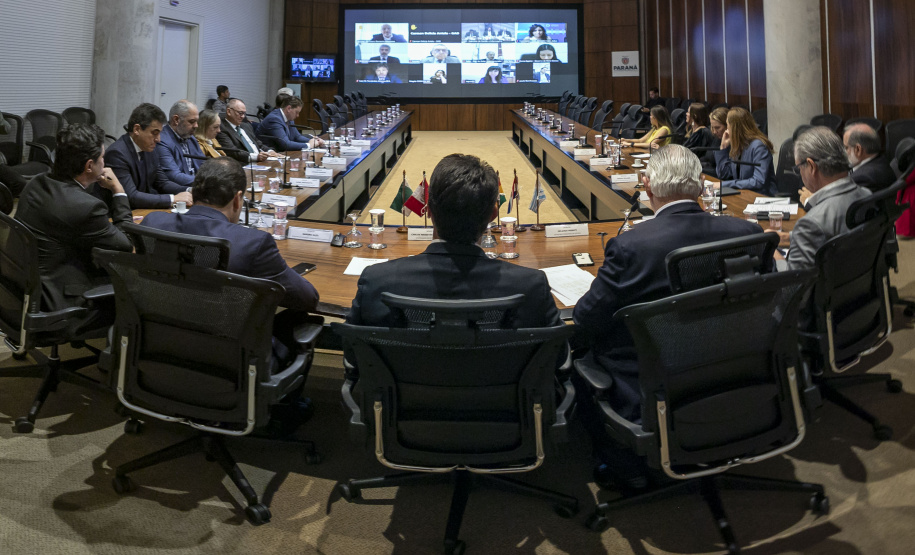 Com foco na integração regional, Paraná é reconduzido à presidência da Zicosul