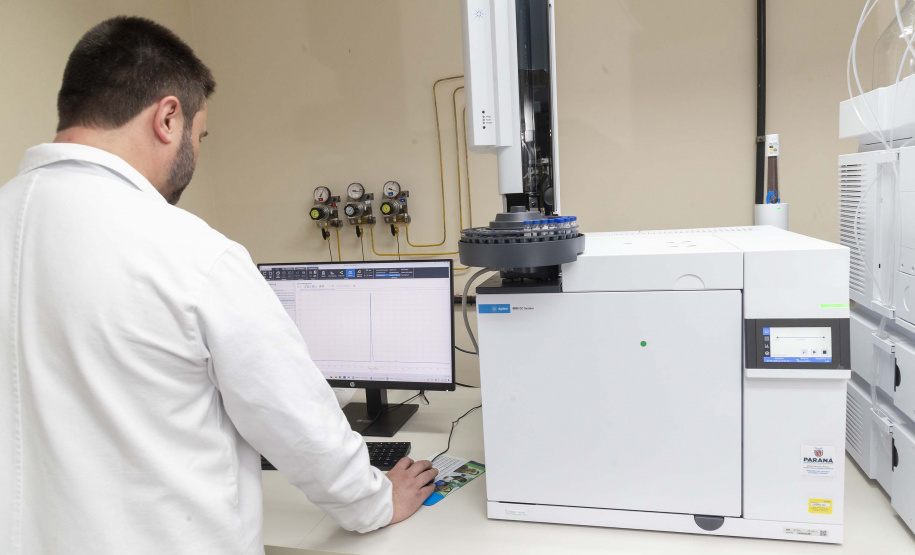 Com laboratório especializado, Tecpar aumenta análises sobre presença de metanol em bebidas