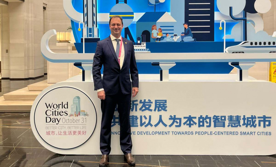 Paraná firma parceria com ONU-Habitat para criação de Observatório Inteligente das Cidades