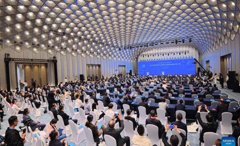 Paraná firma parceria com ONU-Habitat para criação de Observatório Inteligente das Cidades