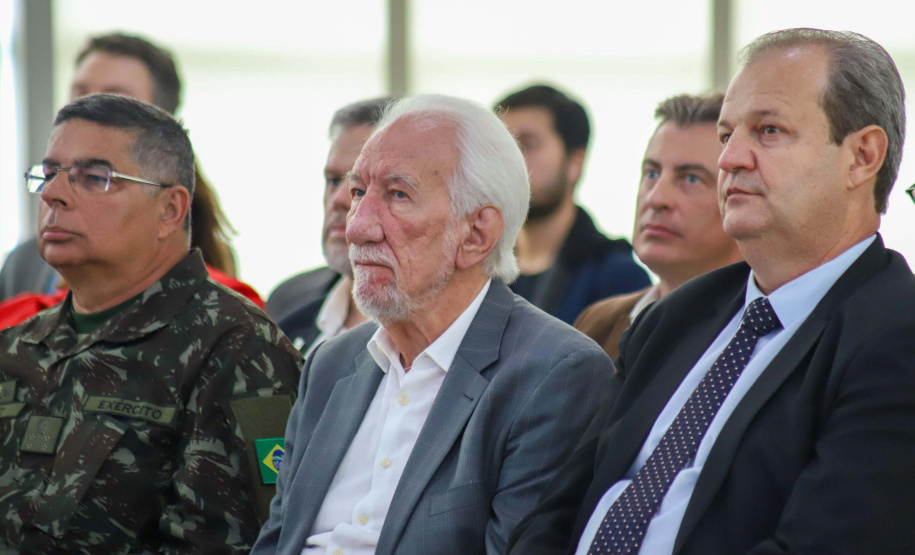 Paraná firma parceria com Exército para desenvolvimento de pesquisas em IA e cibersegurança