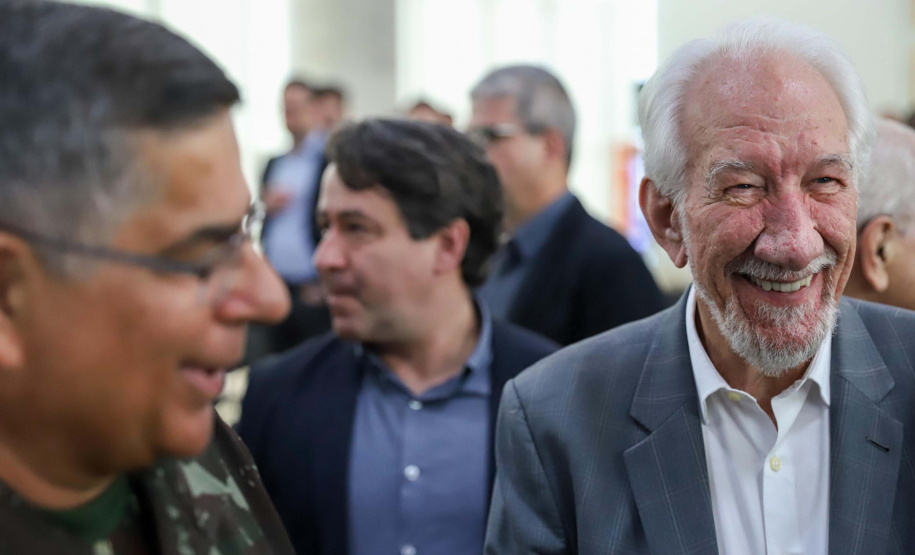 Paraná firma parceria com Exército para desenvolvimento de pesquisas em IA e cibersegurança