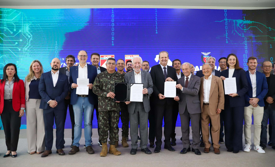 Paraná firma parceria com Exército para desenvolvimento de pesquisas em IA e cibersegurança