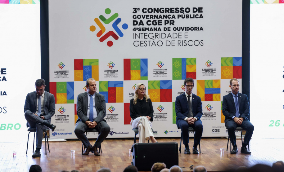 CGE reúne 700 servidores estaduais e municipais para debater transparência