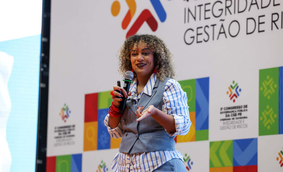 CGE reúne 700 servidores estaduais e municipais para debater transparência