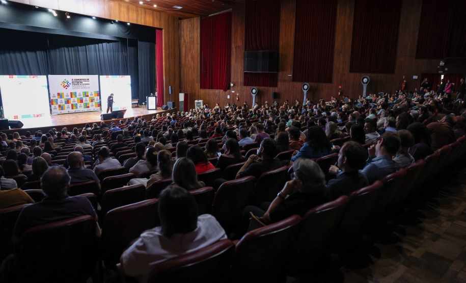 Vencedores do 3º Concurso de Redação da CGE recebem prêmios