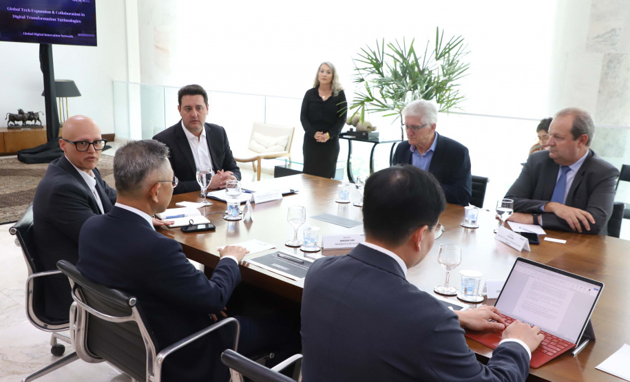 Korean Valley: Ratinho Junior recebe comitiva que vai instalar centro de inovação em Ivaiporã