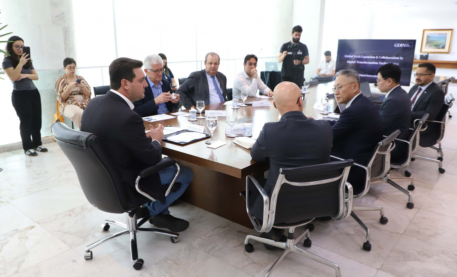 Korean Valley: Ratinho Junior recebe comitiva que vai instalar centro de inovação em Ivaiporã