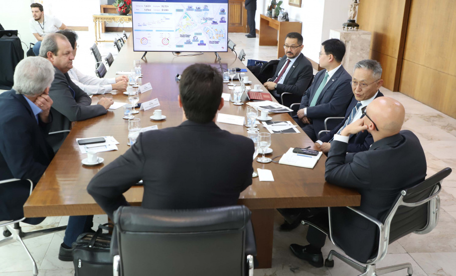Korean Valley: Ratinho Junior recebe comitiva que vai instalar centro de inovação em Ivaiporã